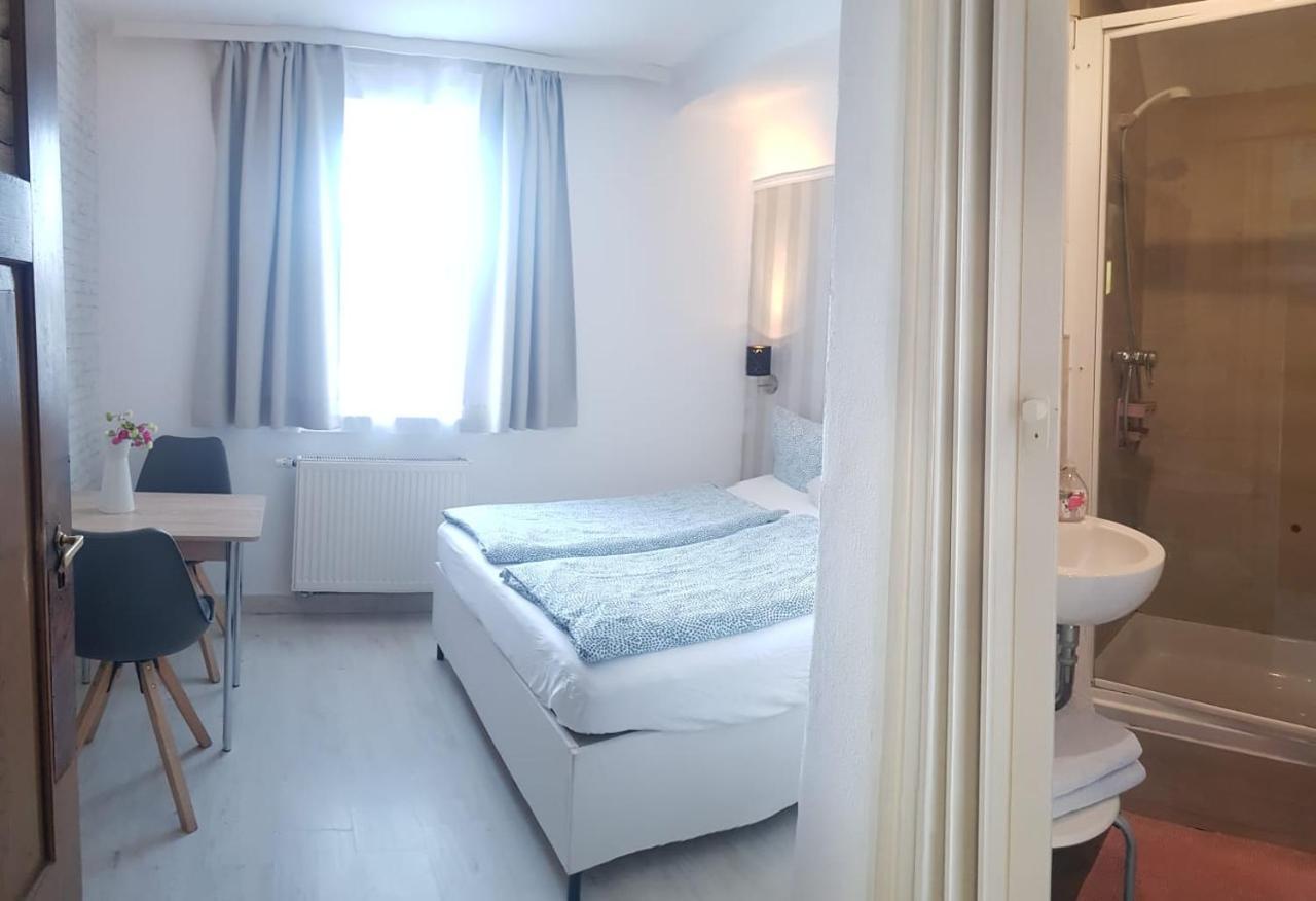 House La Neuschwanstein Blick - Budget City Hotel Füssen Εξωτερικό φωτογραφία