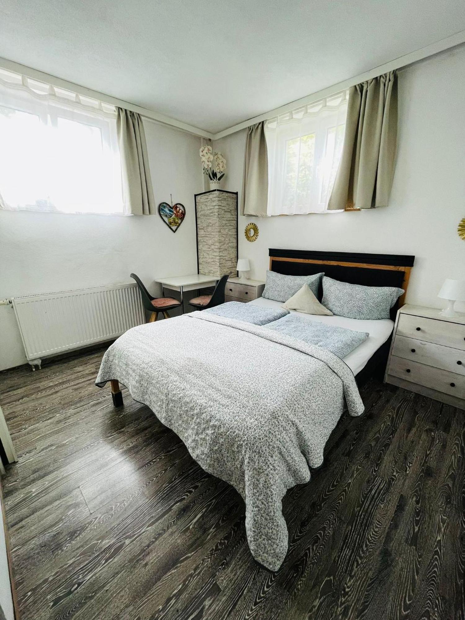House La Neuschwanstein Blick - Budget City Hotel Füssen Εξωτερικό φωτογραφία