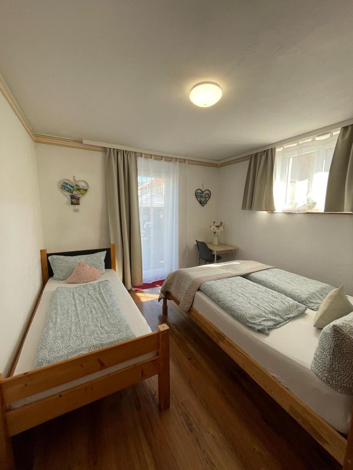 House La Neuschwanstein Blick - Budget City Hotel Füssen Εξωτερικό φωτογραφία