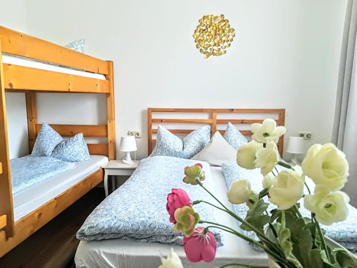 House La Neuschwanstein Blick - Budget City Hotel Füssen Εξωτερικό φωτογραφία